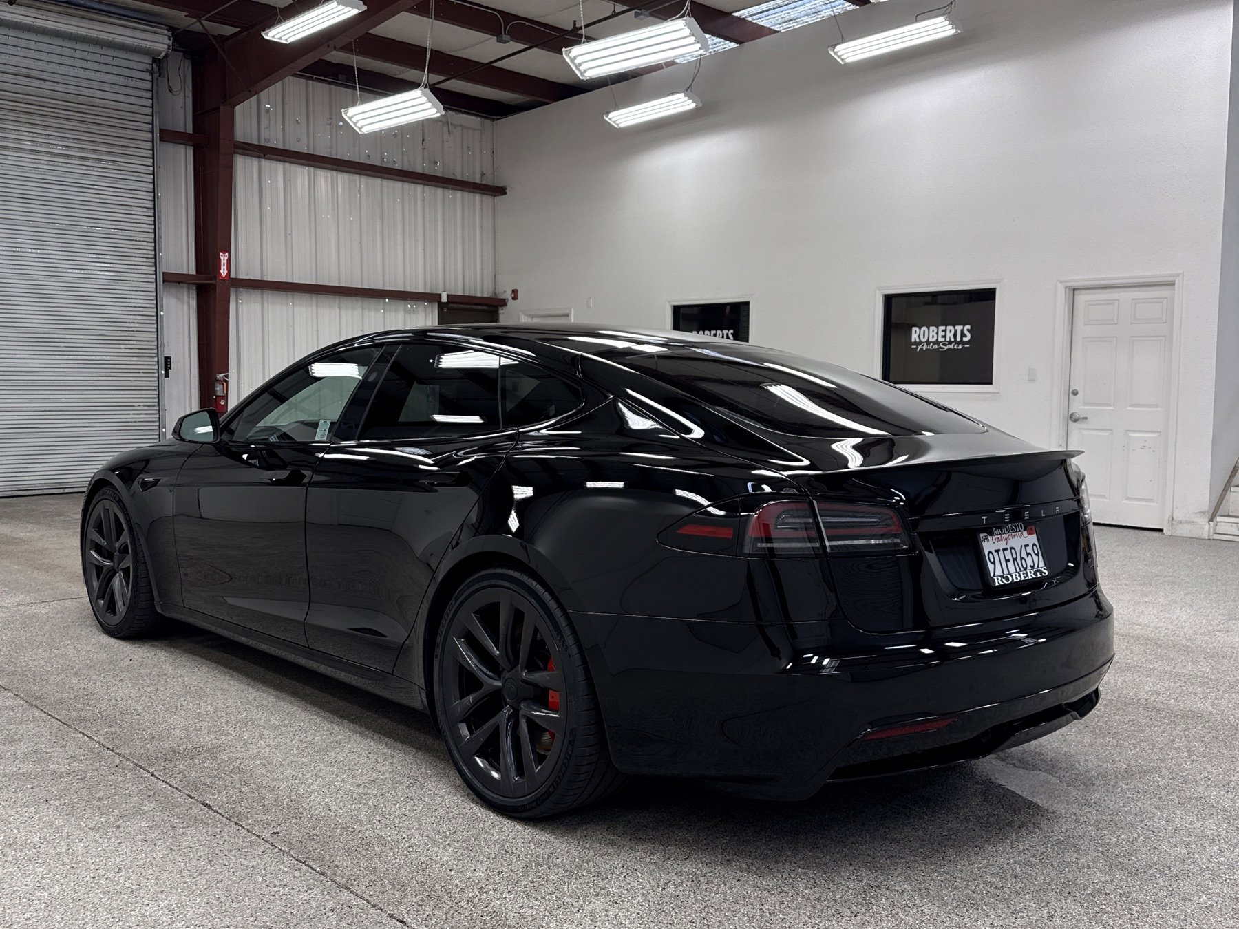 Used 2025 Tesla Model S Plaid image 27
