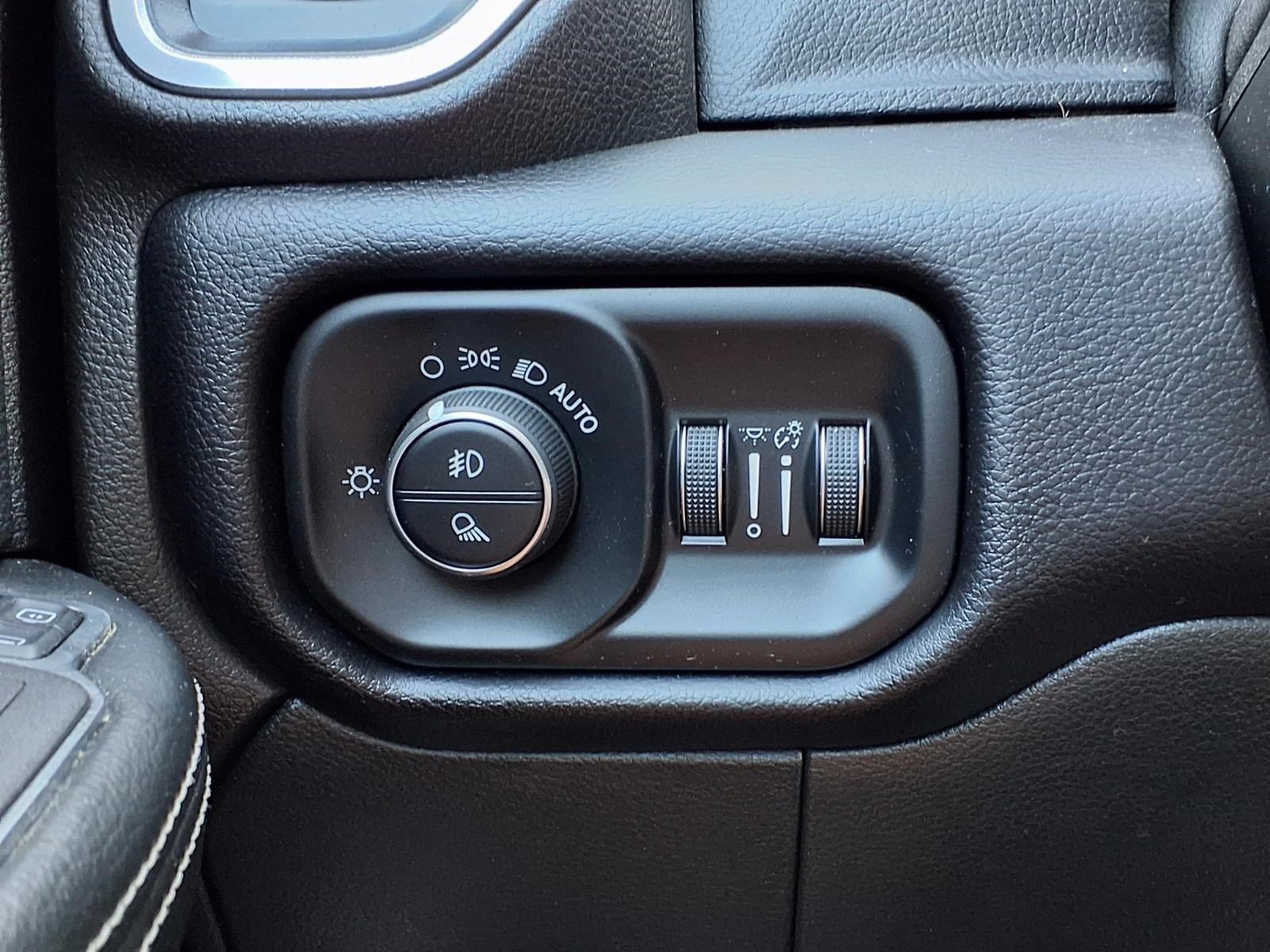 Used 2024 RAM 2500 Laramie AWD/4WD image 21