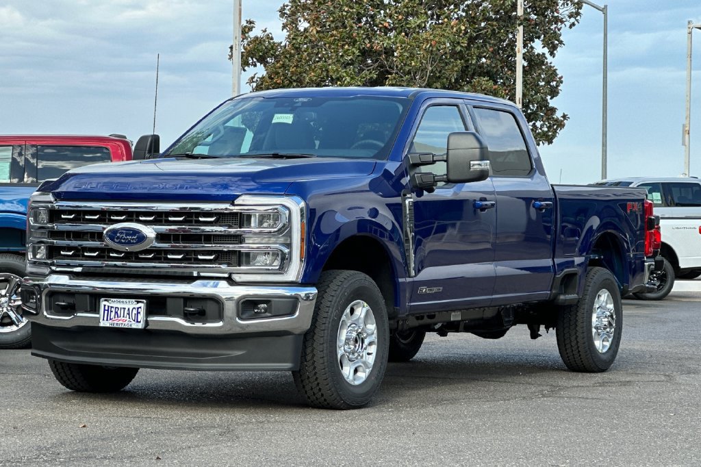 New 2026 Ford F250 XLT w/ XLT Premium Package AWD/4WD image 8
