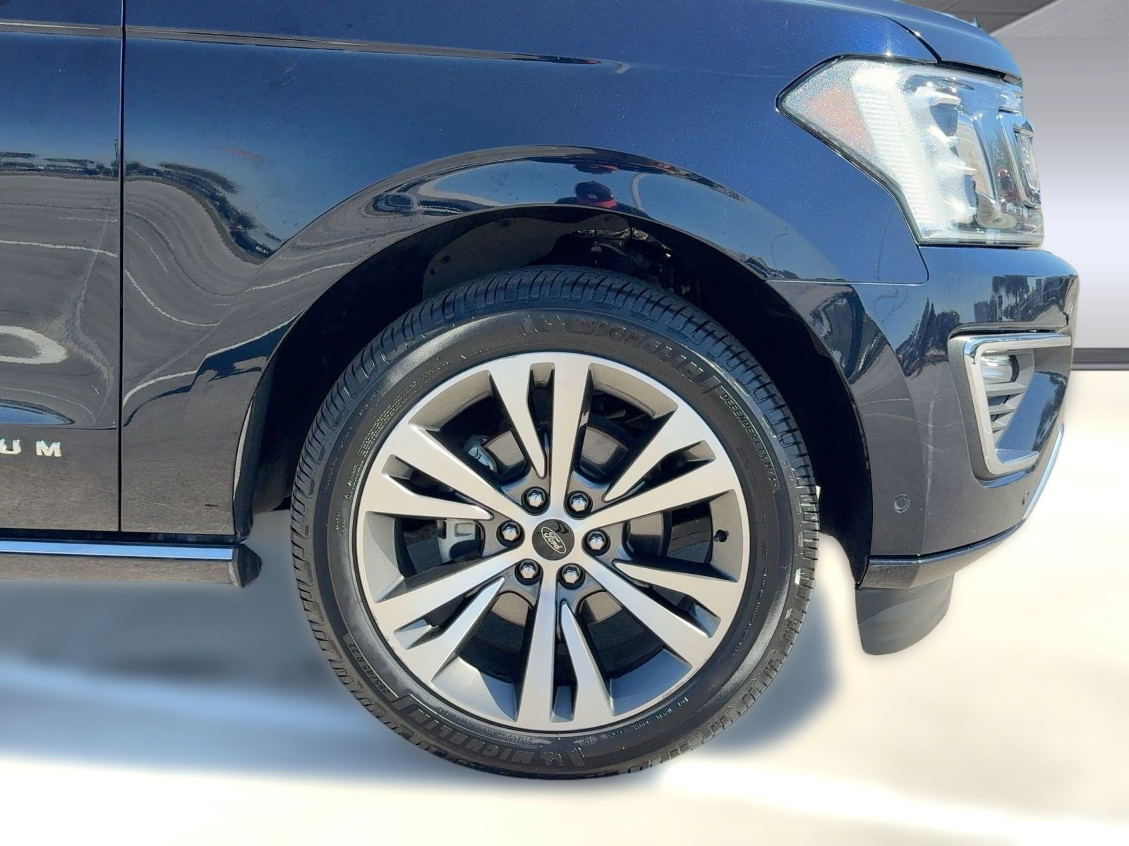 Used 2021 Ford Expedition Platinum image 12