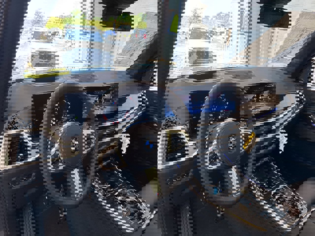 New 2026 BMW X7 xDrive40i w/ M Sport Package image 20