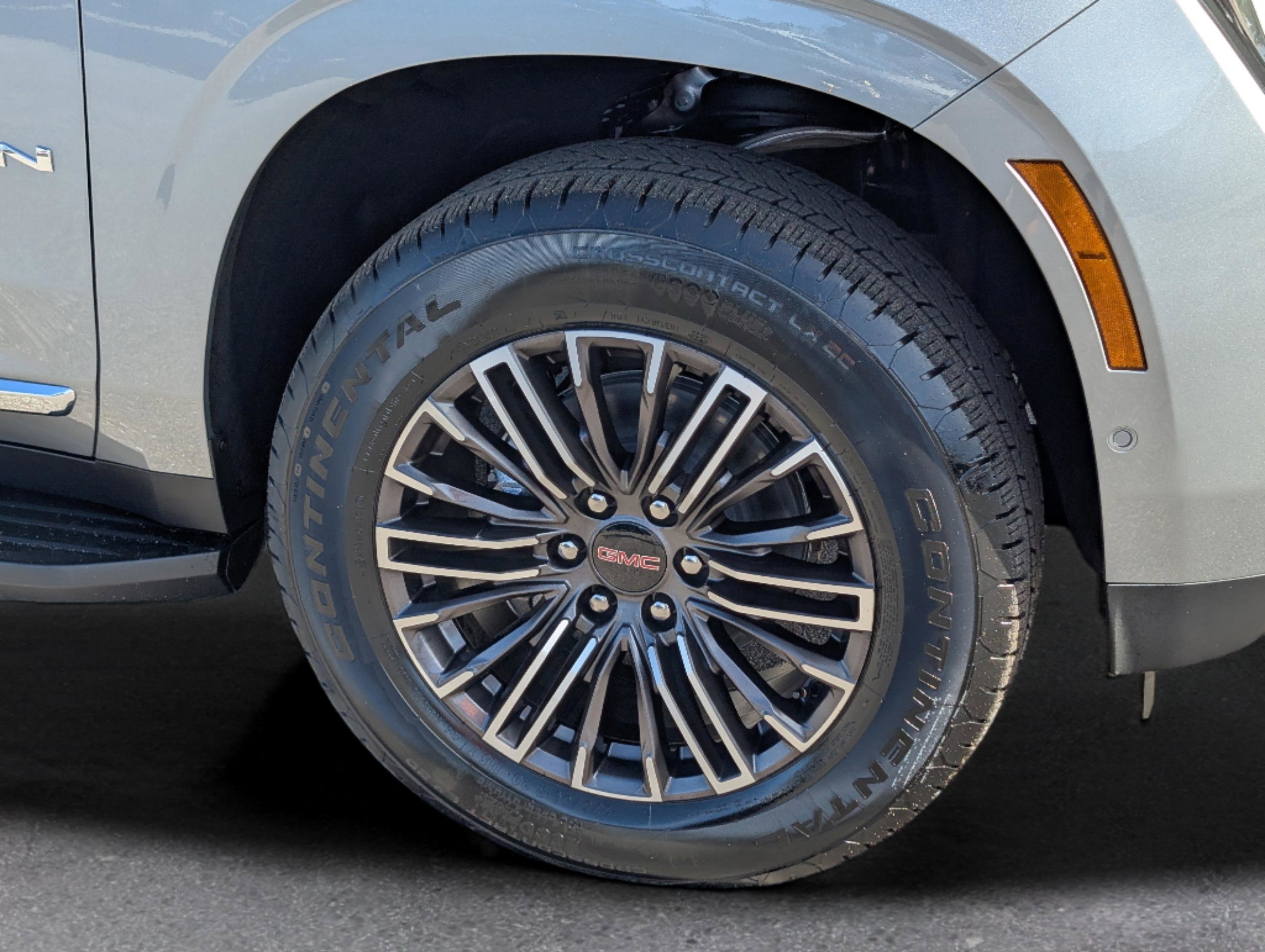 New 2026 GMC Yukon XL Elevation image 6