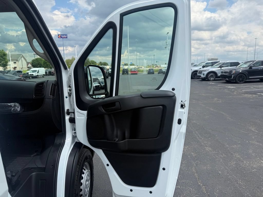 Used 2024 RAM ProMaster 2500 FWD image 55