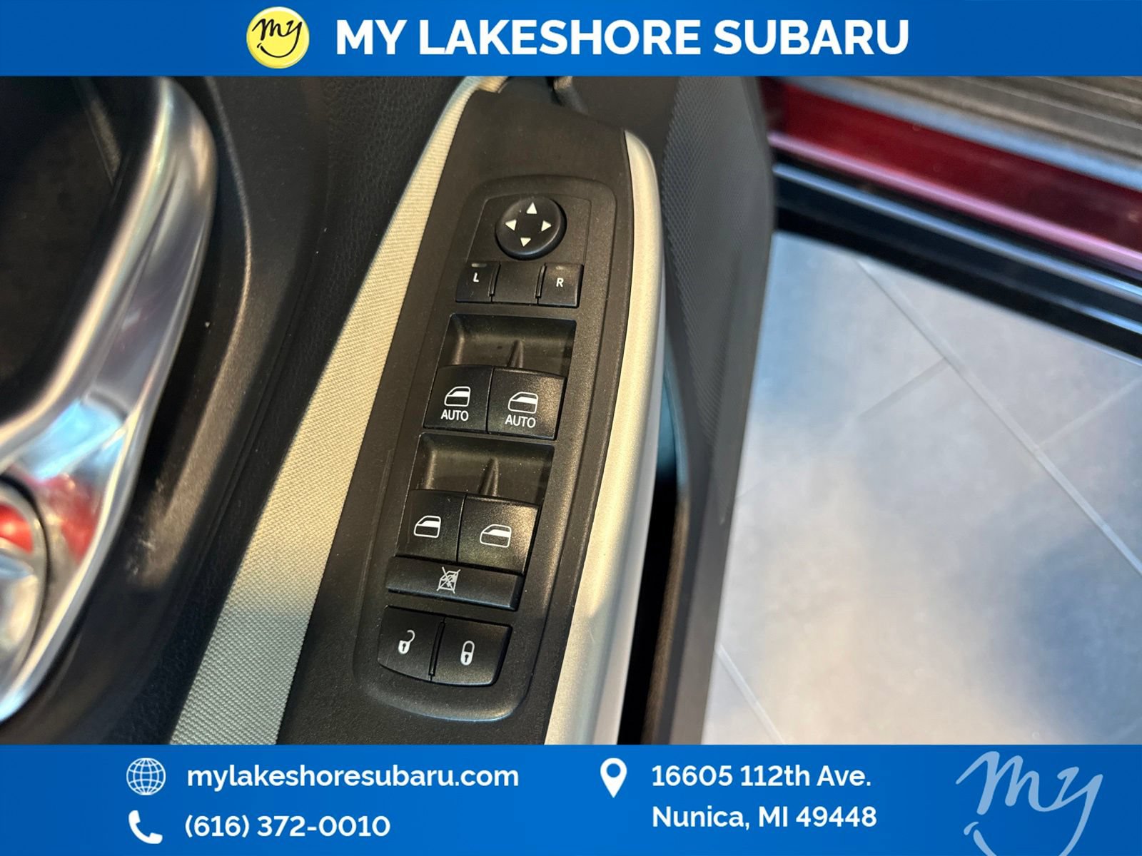 Used 2018 Jeep Cherokee Latitude AWD/4WD image 18