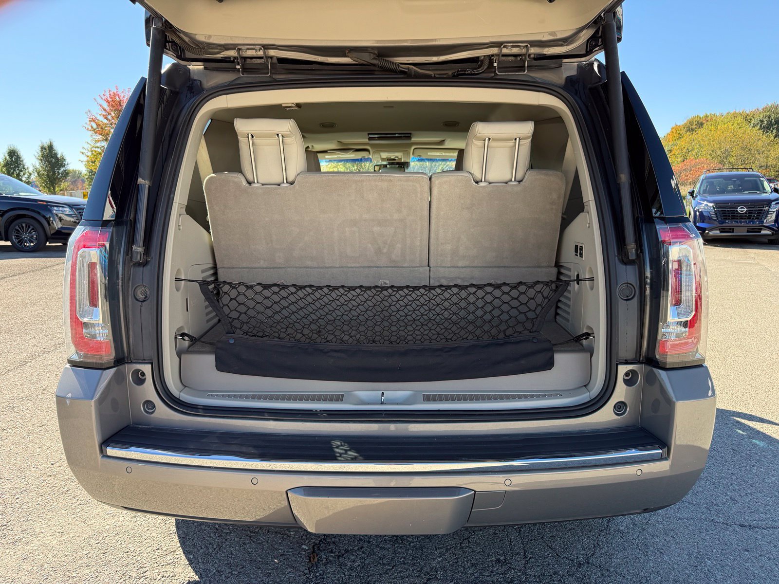 Used 2019 GMC Yukon Denali w/ Open Road Package AWD/4WD image 57