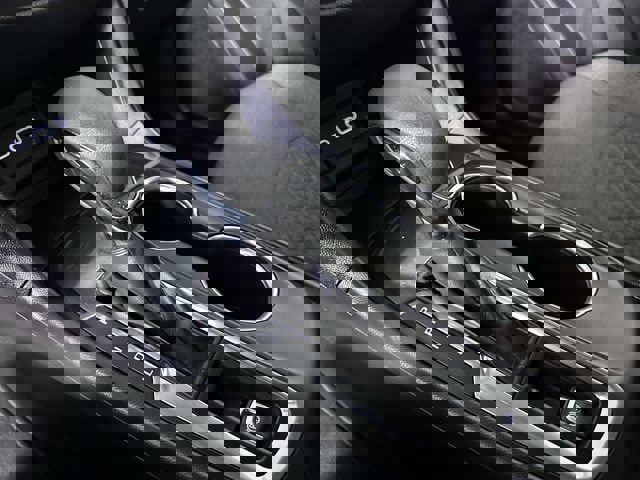 Used 2024 Chevrolet Equinox LT image 16