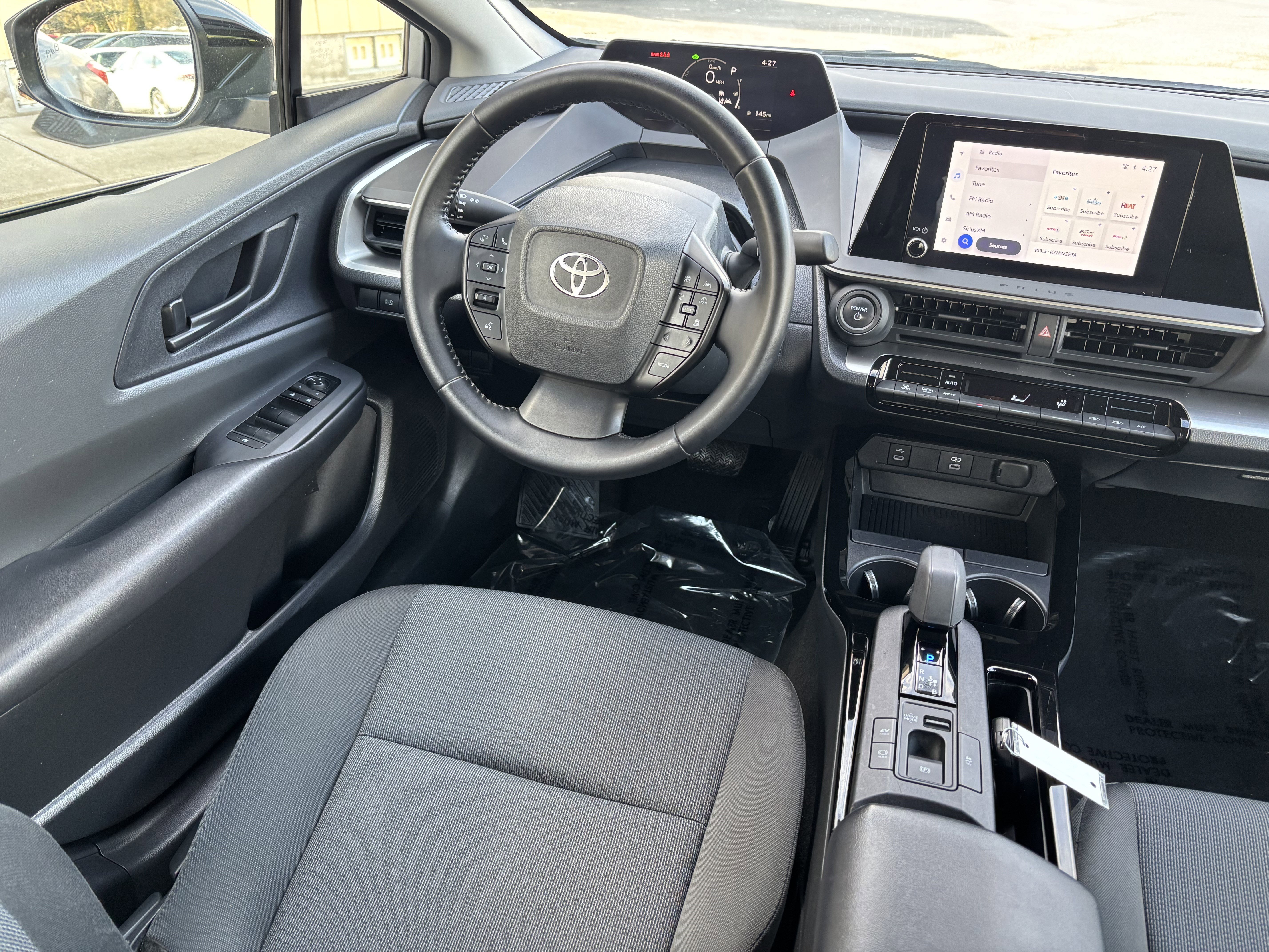 Used 2024 Toyota Prius LE image 19