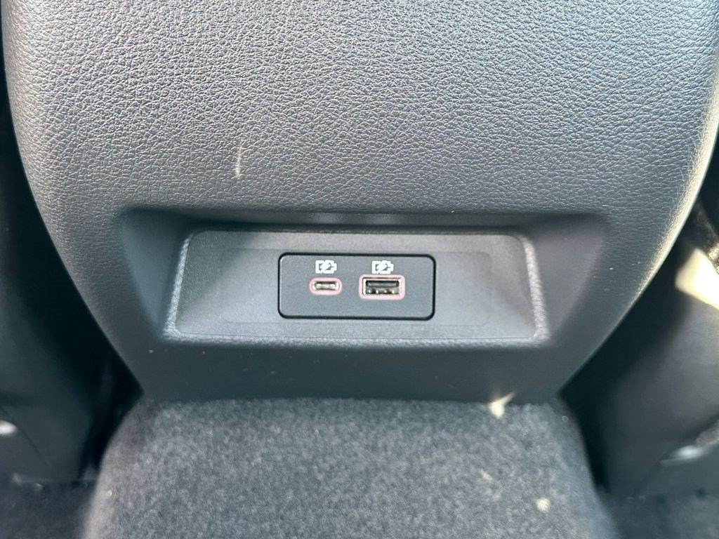 Used 2025 Nissan Altima 2.5 SR w/ SR Premium Package FWD image 32