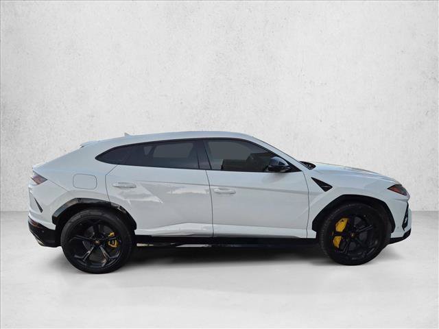 Used 2019 Lamborghini Urus AWD/4WD image 4