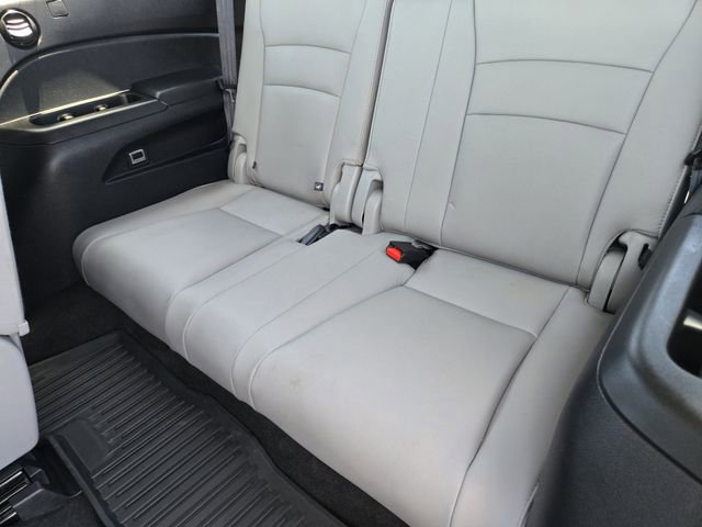 Used 2018 Honda Pilot Touring image 29