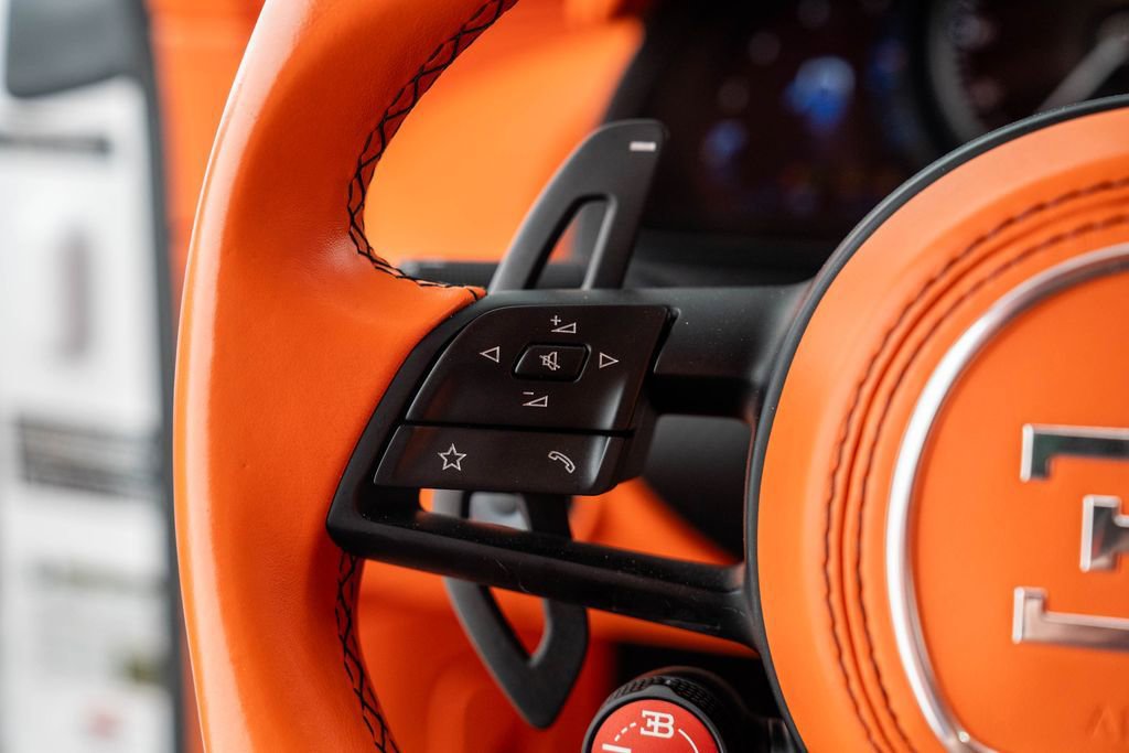 Used 2022 Bugatti Chiron Pur Sport image 23