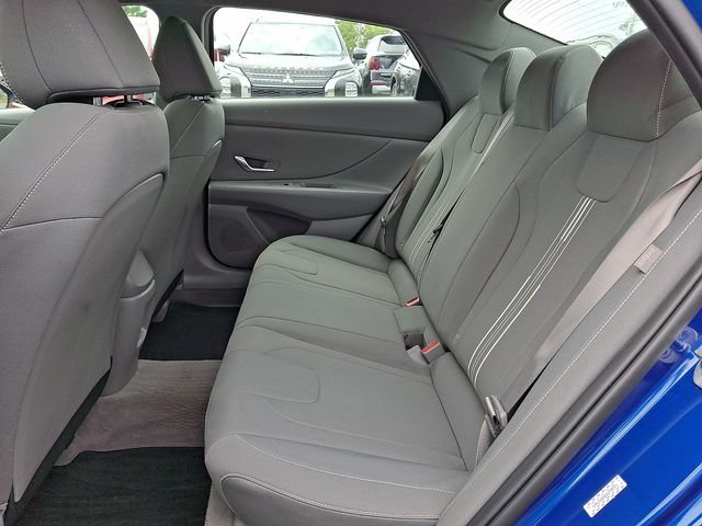 Used 2024 Hyundai Elantra SEL FWD image 10