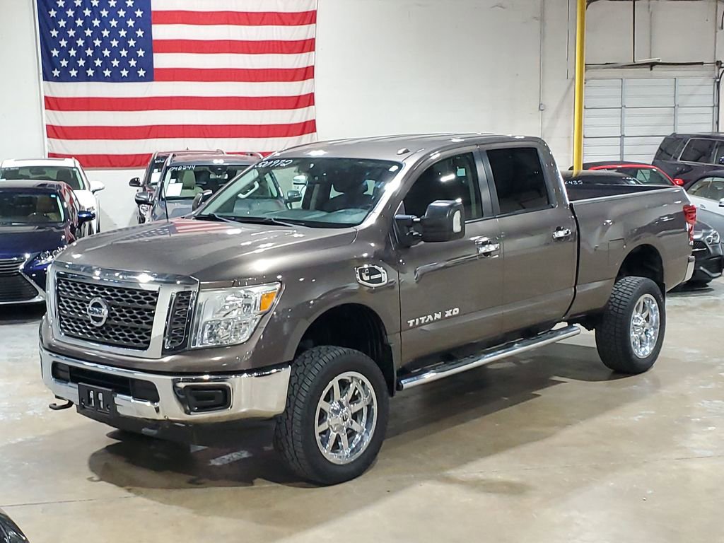 Used 2017 Nissan Titan SV AWD/4WD image 37