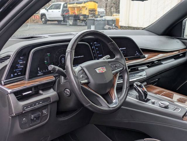 Used 2021 Cadillac Escalade ESV Premium Luxury image 14