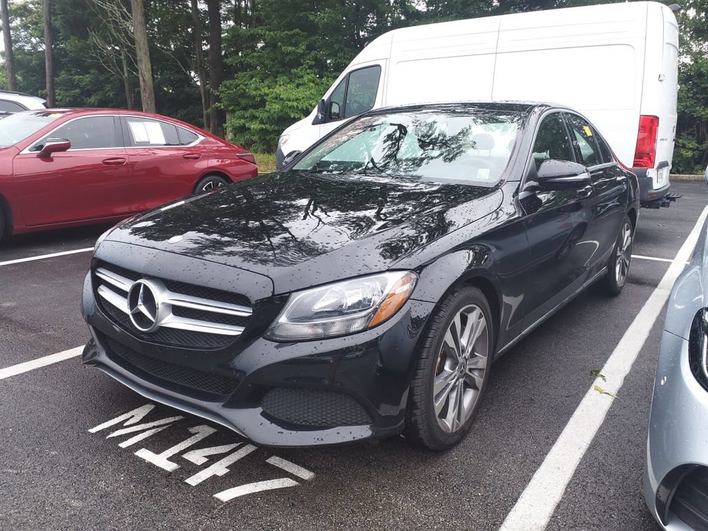 Used 2017 Mercedes-Benz C 300 Sedan image 3
