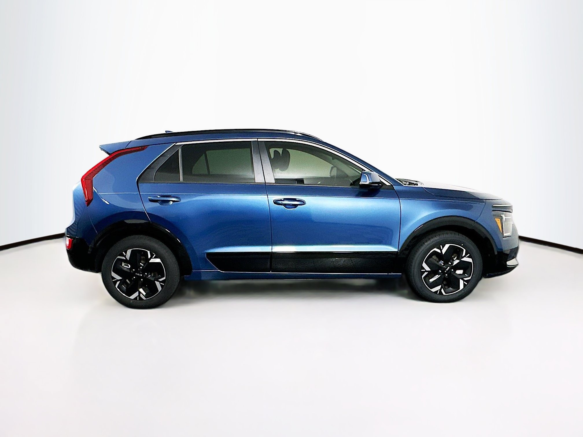 Used 2023 Kia Niro Wind FWD image 10