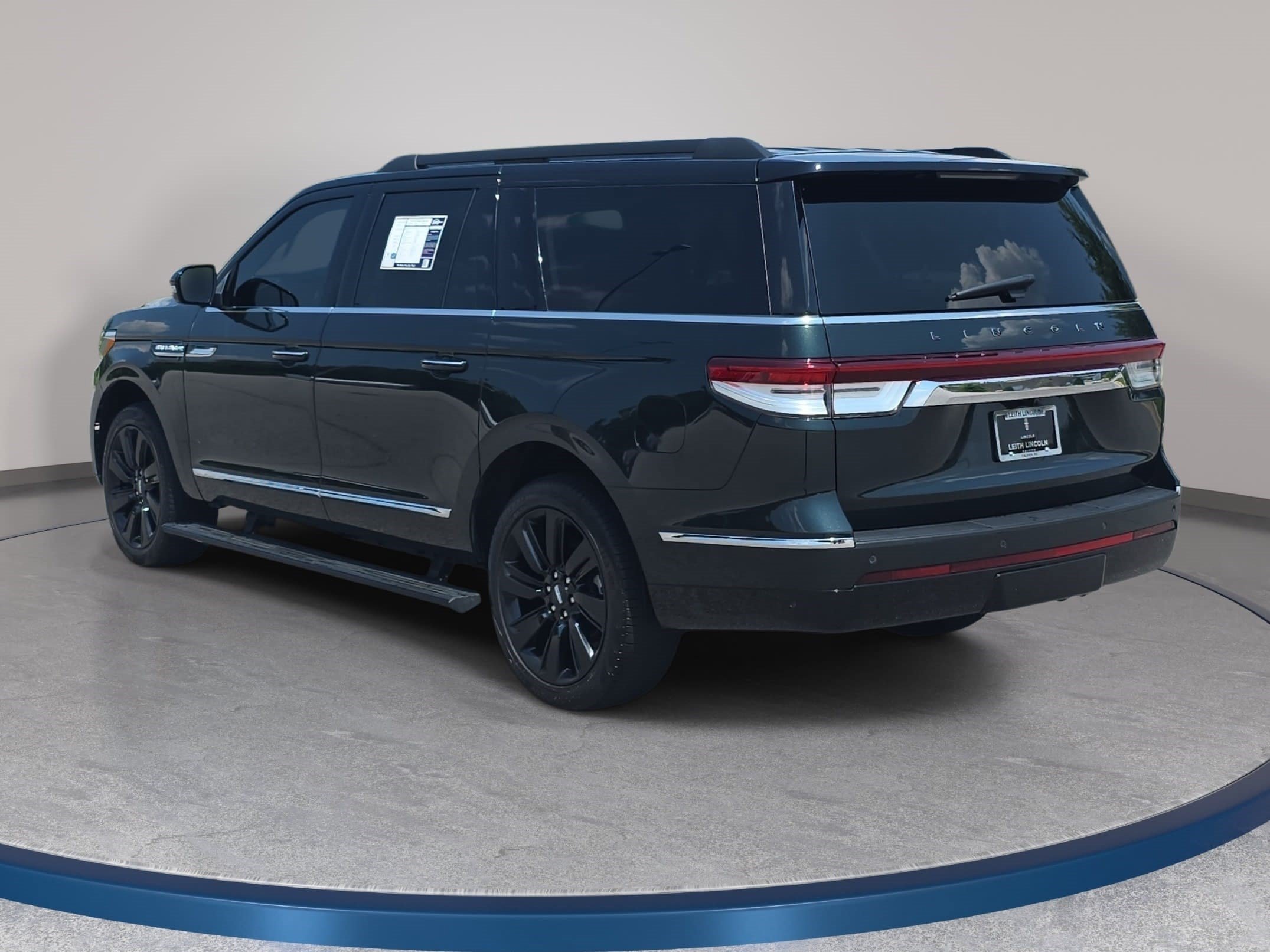 Certified 2024 Lincoln Navigator L Black Label AWD/4WD image 7