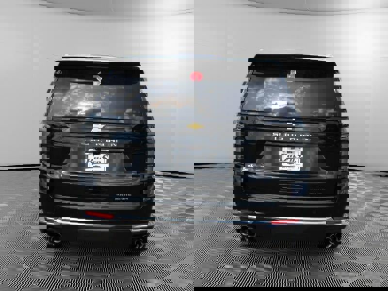 New 2025 Chevrolet Suburban Premier image 5