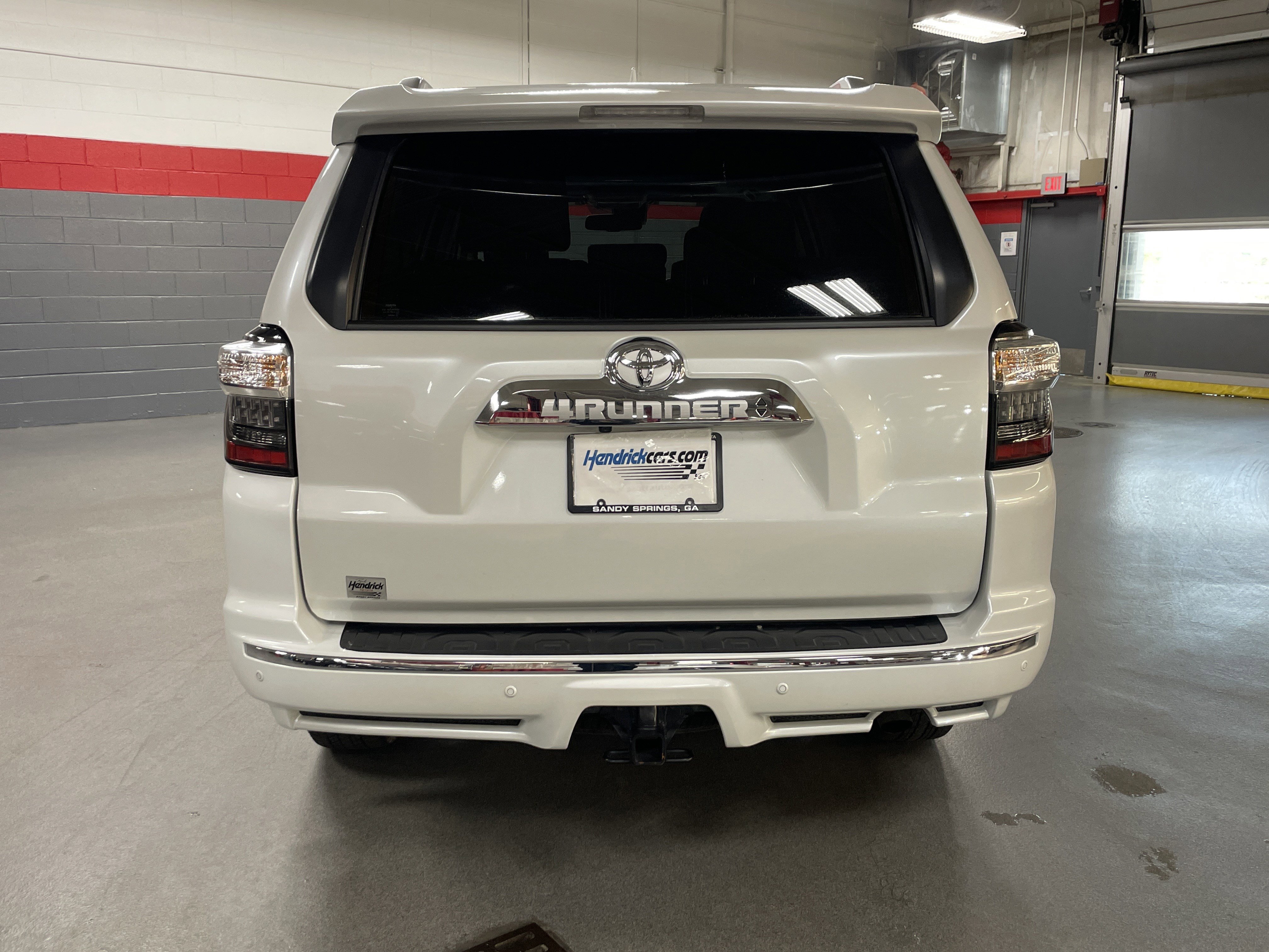 Used 2024 Toyota 4Runner Limited image 9