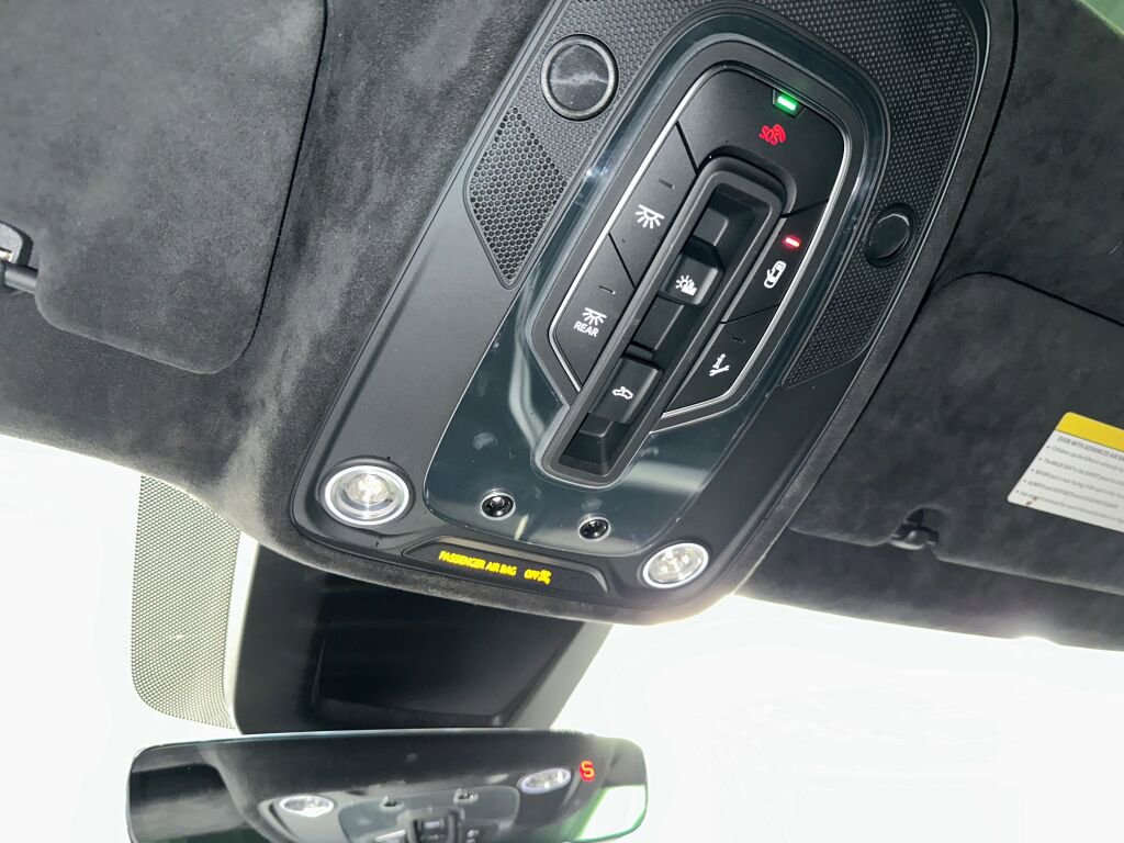 Used 2020 Lamborghini Urus image 18