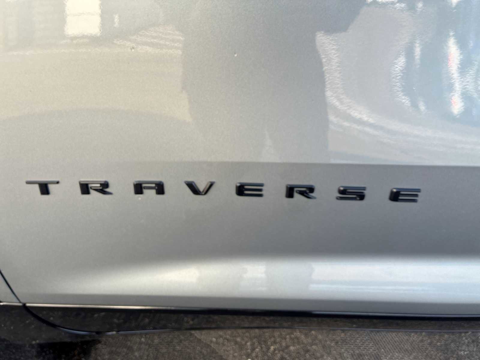 Certified 2024 Chevrolet Traverse RS image 33