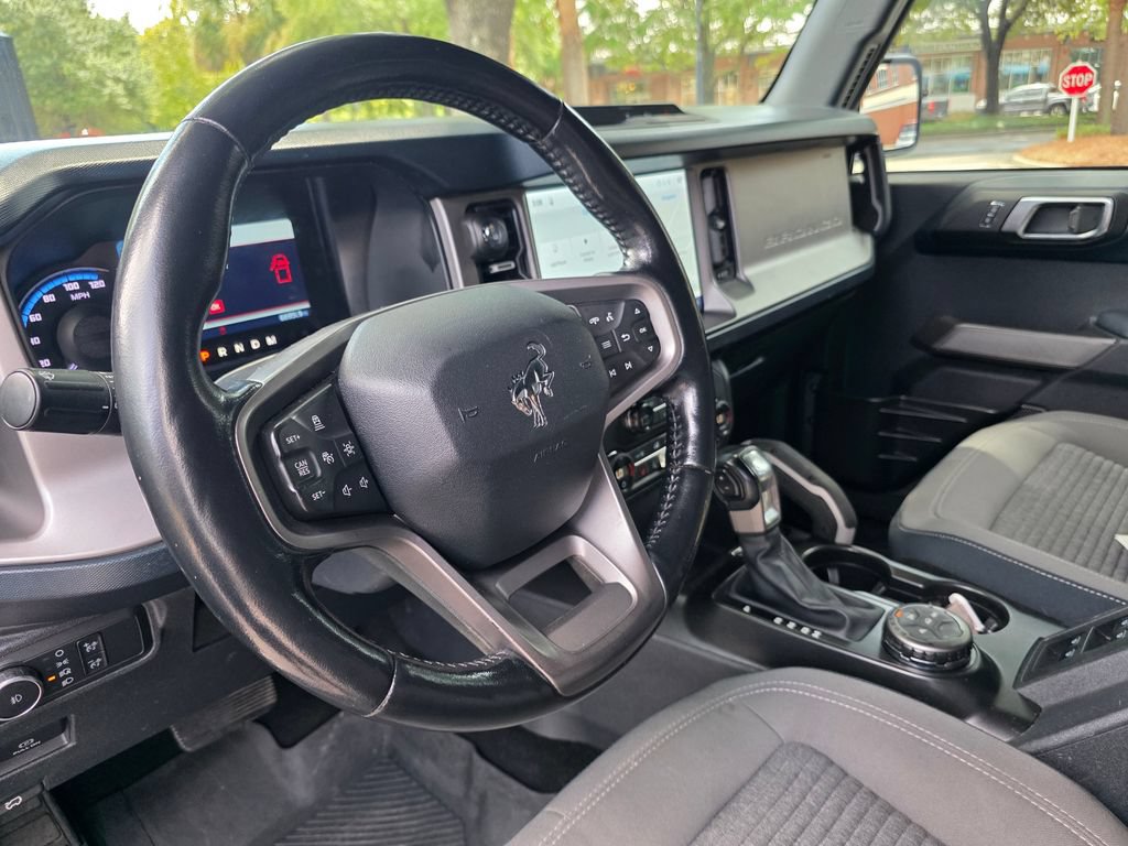 Used 2021 Ford Bronco Outer Banks AWD/4WD image 13