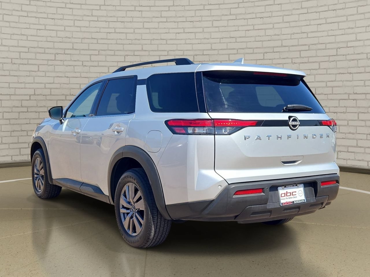Certified 2025 Nissan Pathfinder SV FWD image 7