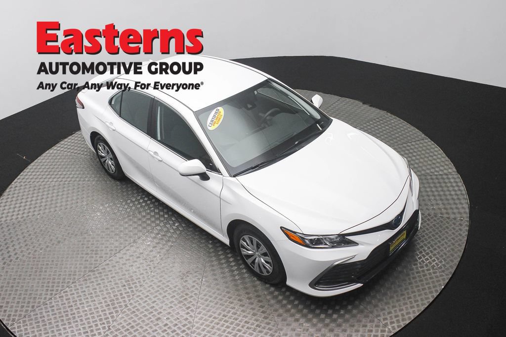 Used 2023 Toyota Camry LE FWD image 3
