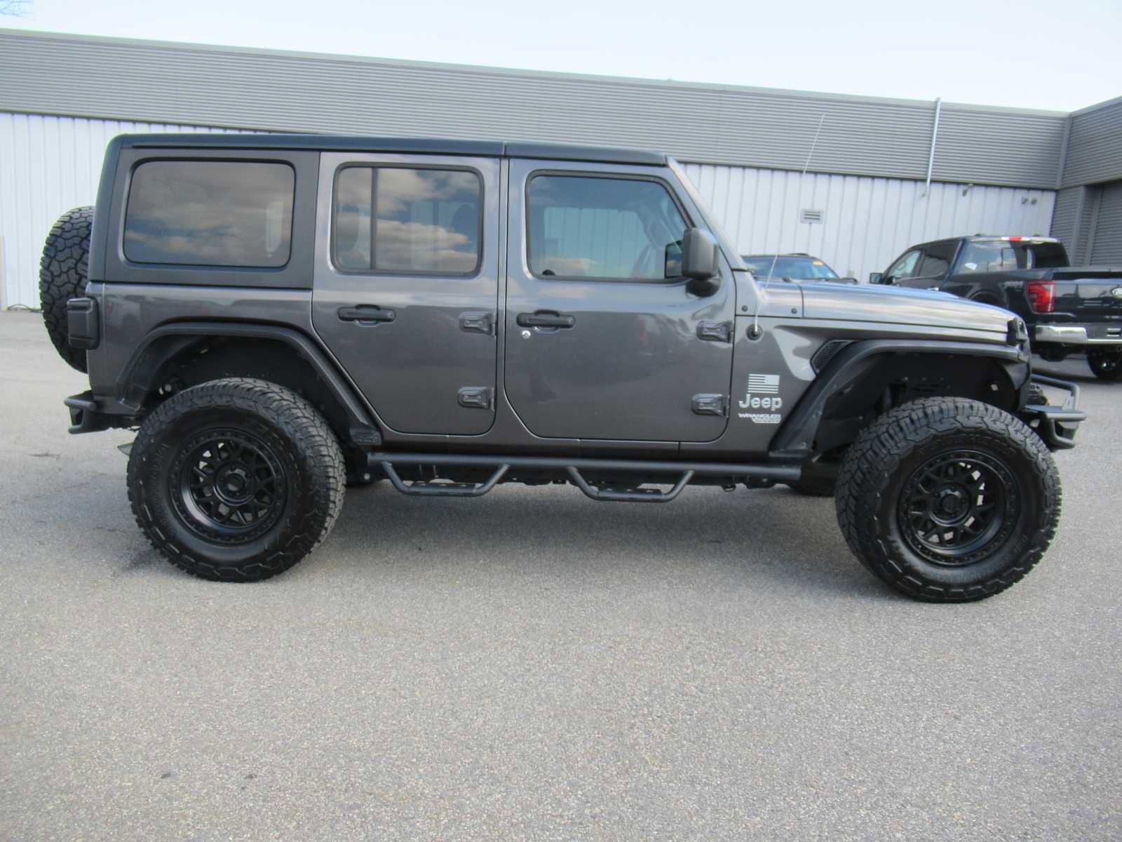 Used 2019 Jeep Wrangler Unlimited Sport S image 4
