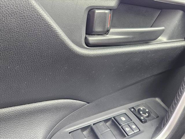 Used 2021 Toyota RAV4 SE w/ Weather & Moonroof Package AWD/4WD image 8