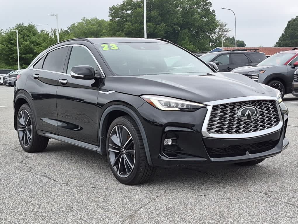 Used 2023 INFINITI QX55 Essential AWD/4WD image 2