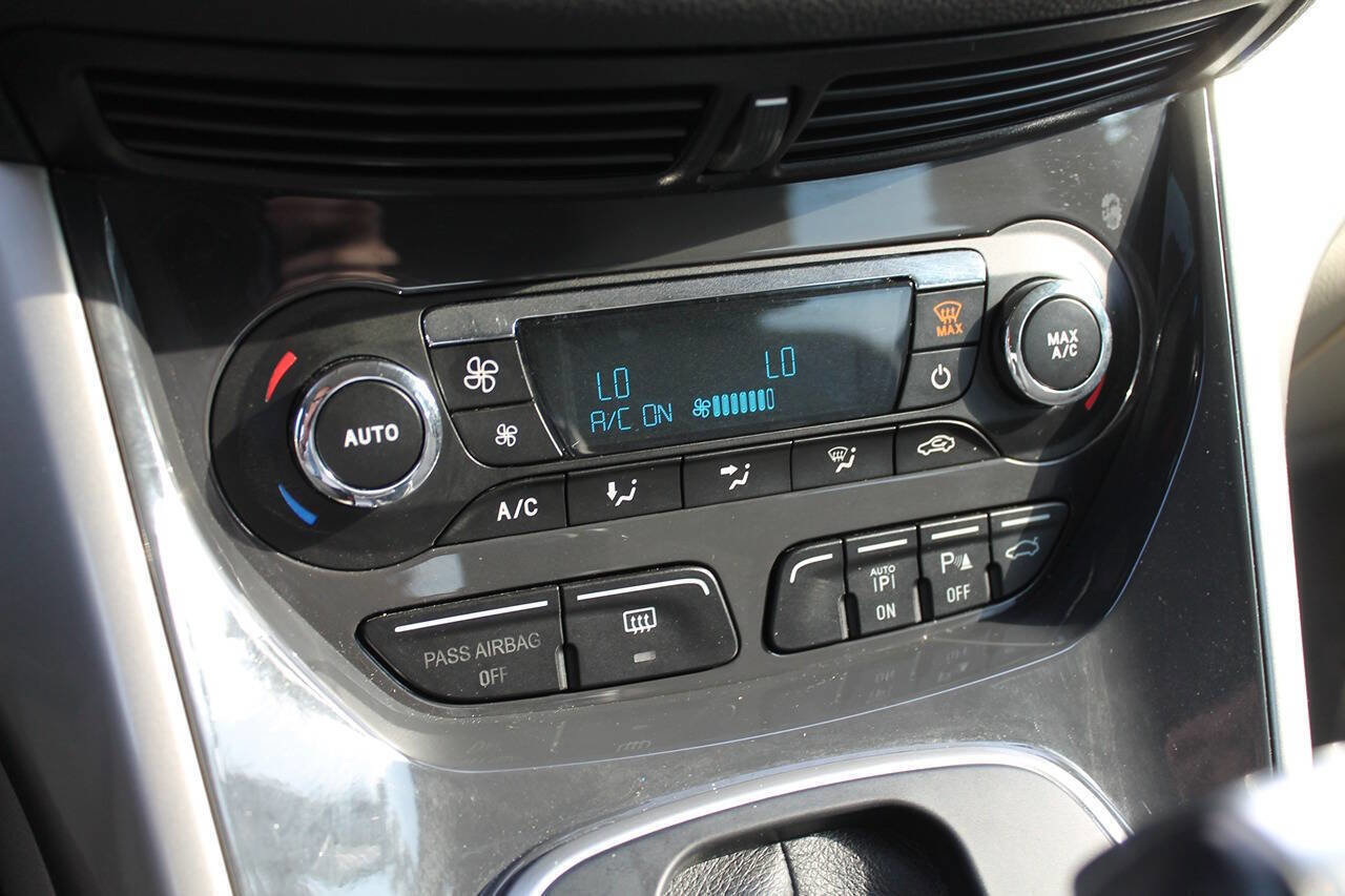 Used 2013 Ford C-MAX SEL FWD image 35