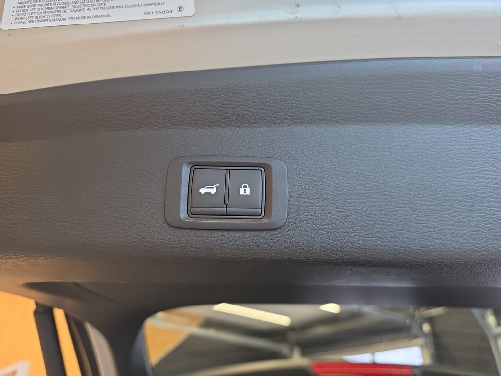 Used 2024 Mitsubishi Outlander SE Black Edition FWD image 42