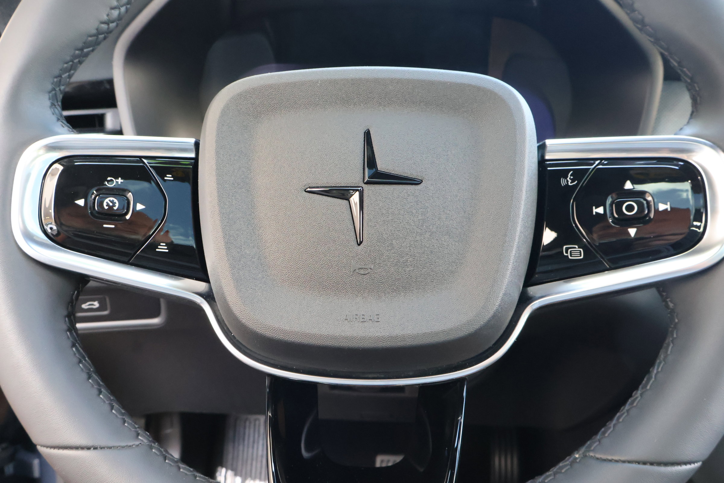 Used 2024 Polestar Polestar 2 image 22