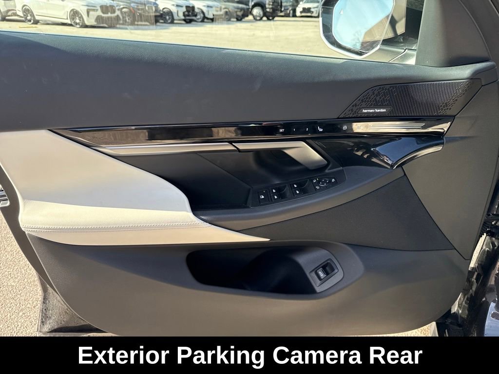 Used 2025 BMW 530i xDrive w/ Premium Package image 14