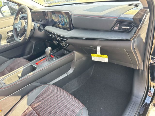 New 2027 Nissan Kicks SR FWD image 15