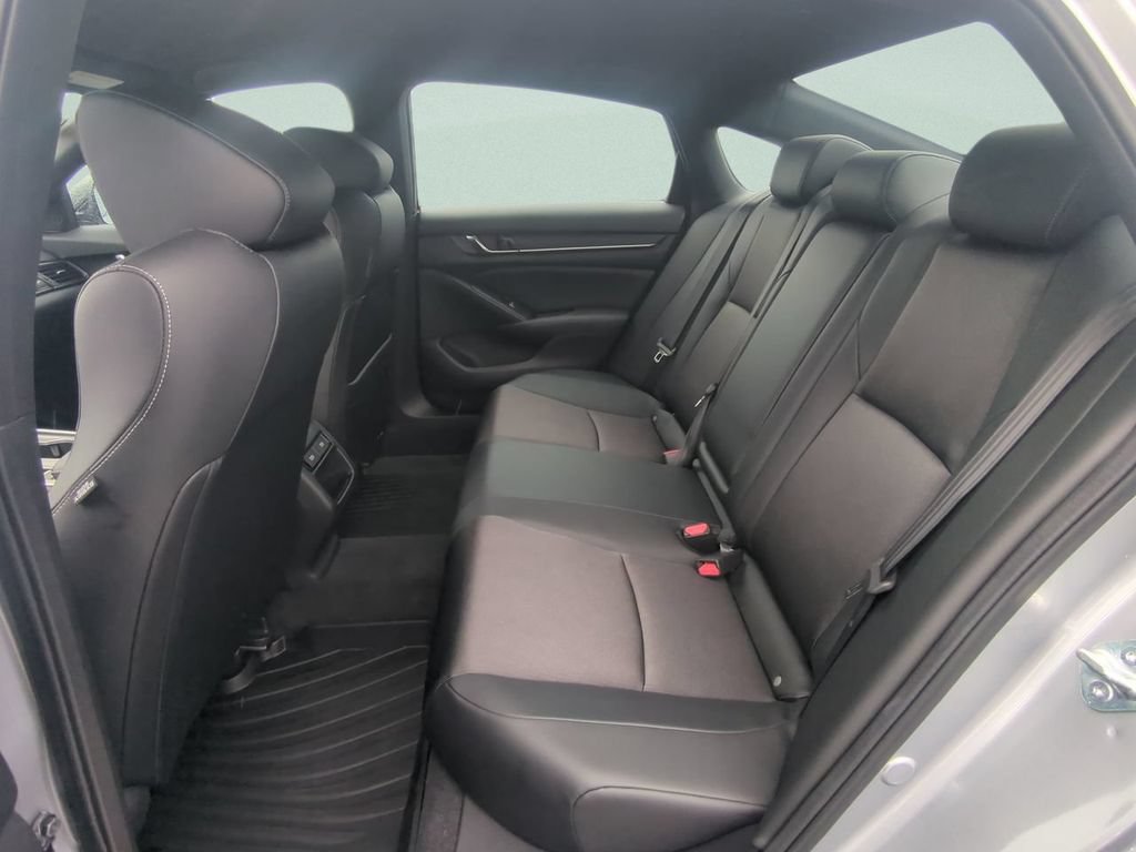 Certified 2022 Honda Accord Sport image 11