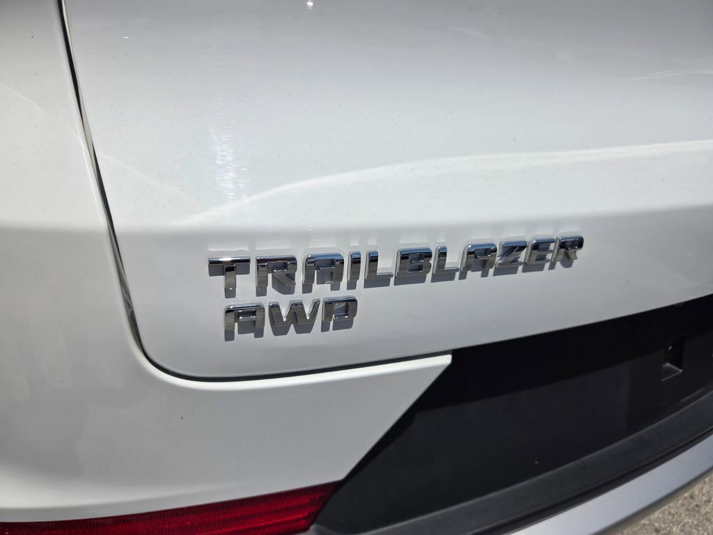 Certified 2021 Chevrolet TrailBlazer LT AWD/4WD image 11