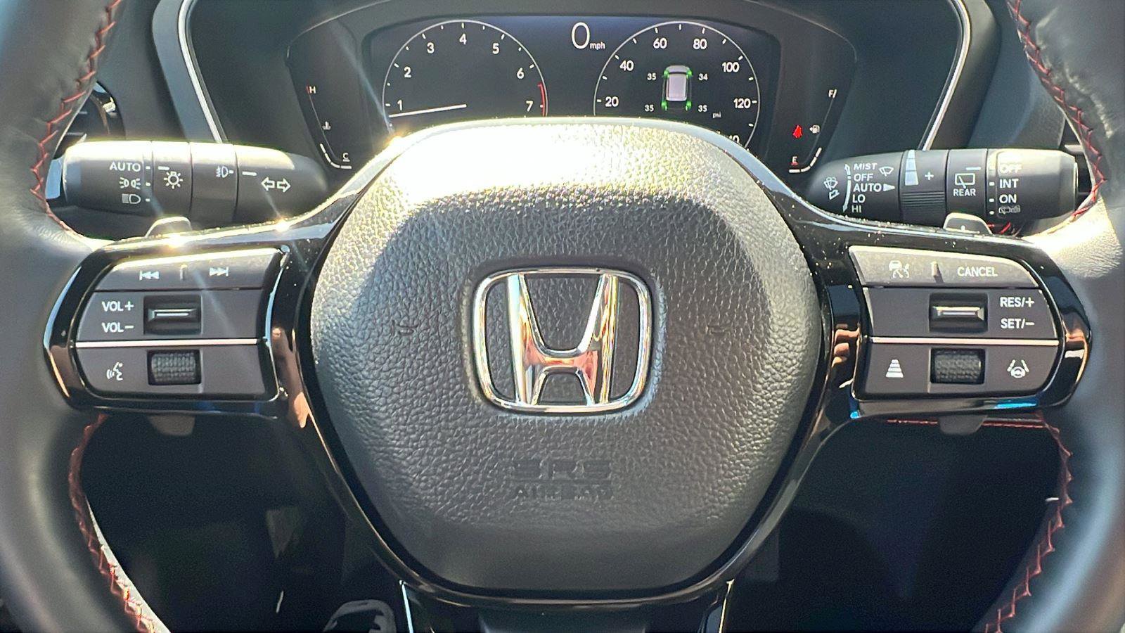 Certified 2025 Honda Pilot Black Edition image 33