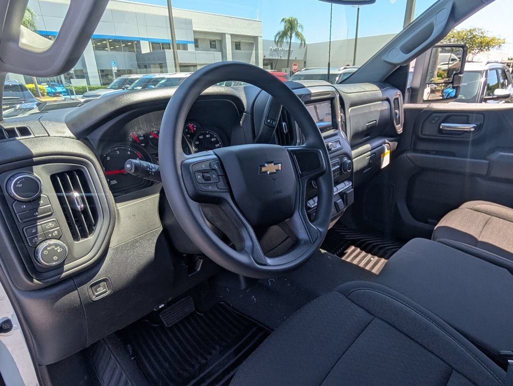 New 2026 Chevrolet Silverado 2500 Custom w/ Custom Value Package AWD/4WD image 6