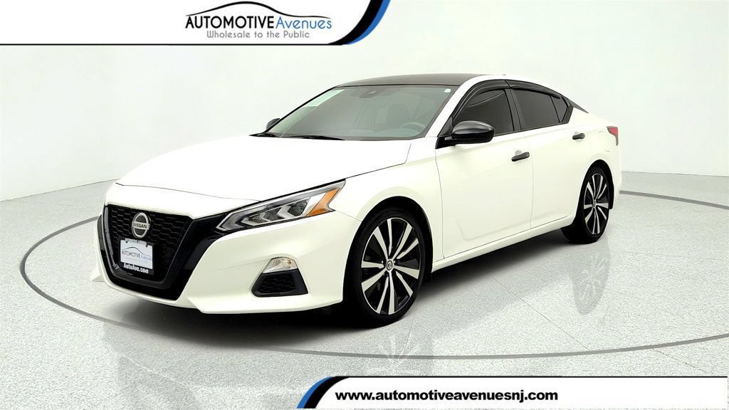 Used 2022 Nissan Altima 2.5 SR