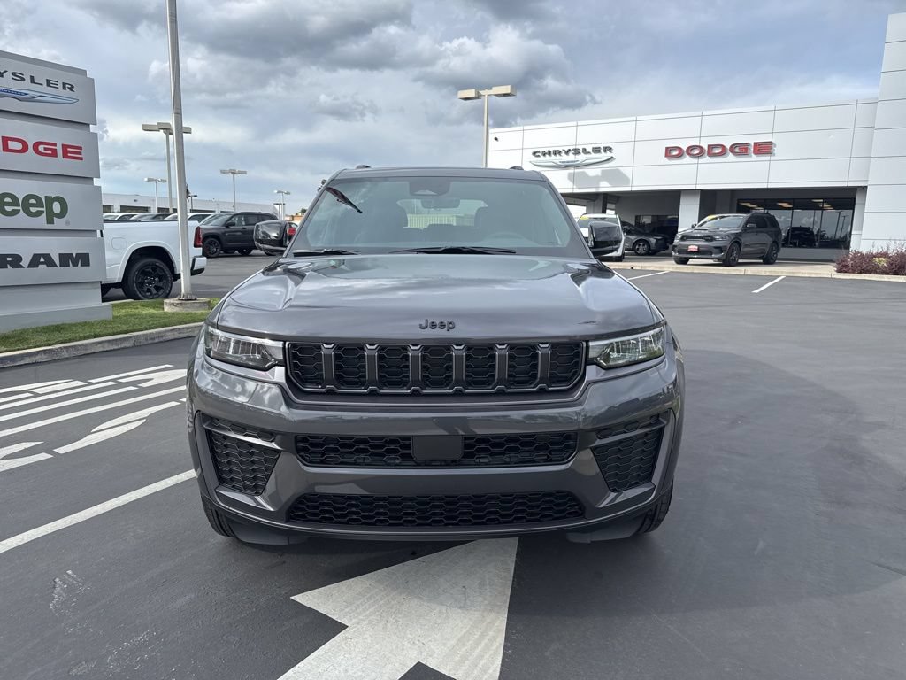 New 2026 Jeep Grand Cherokee Altitude AWD/4WD image 11