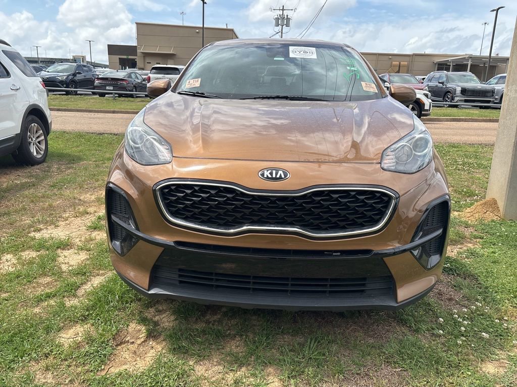 Used 2020 Kia Sportage LX image 2