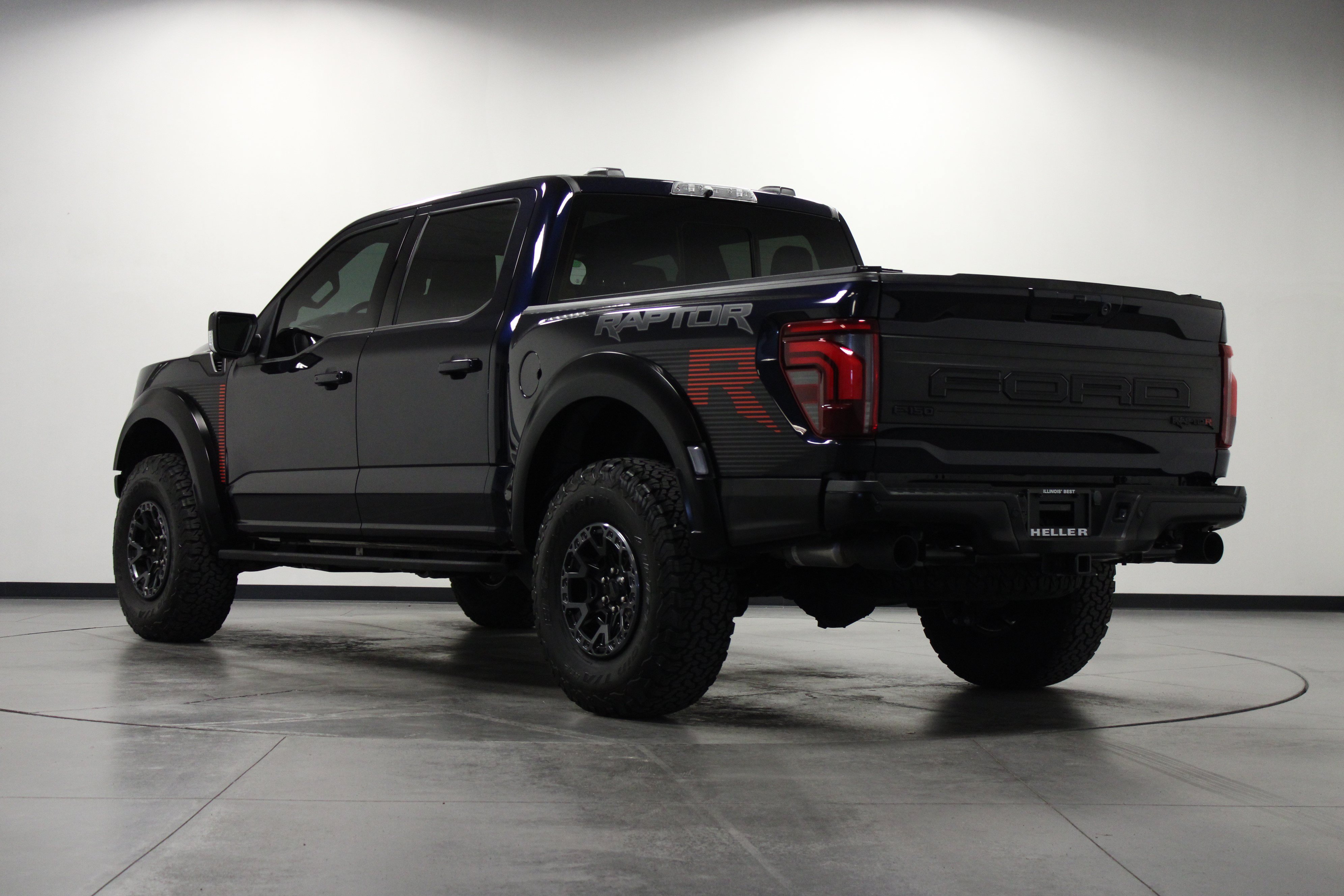 Used 2025 Ford F150 Raptor w/ Equipment Group 803A Raptor R AWD/4WD image 6