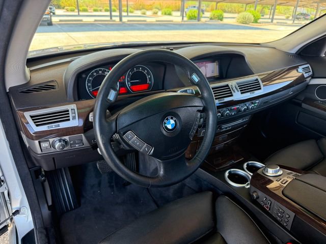 Used 2008 BMW 750i image 24