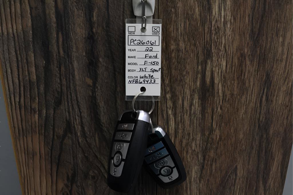 Used 2022 Ford F150 XLT w/ Equipment Group 302A High image 39