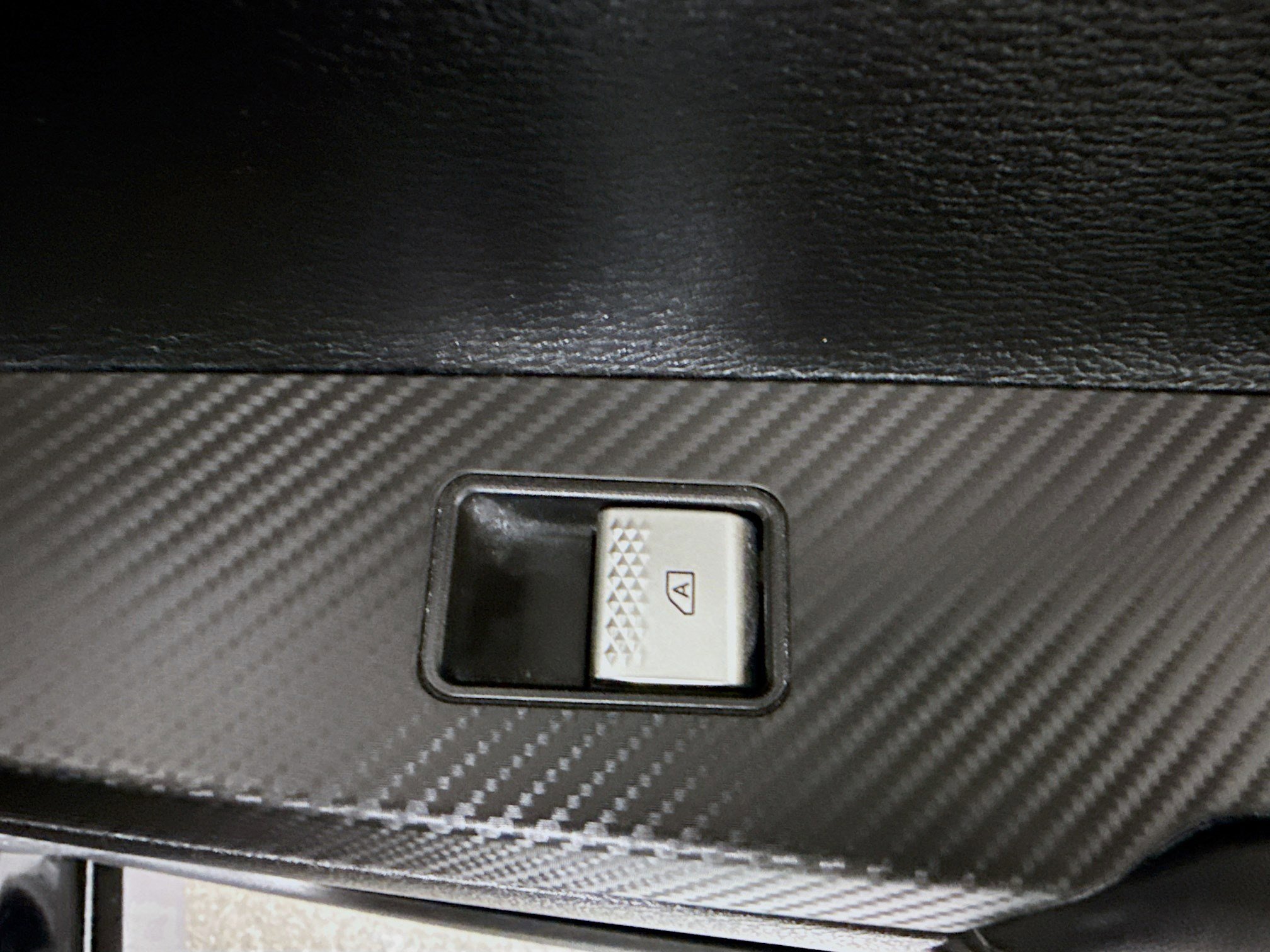 Used 2024 Mitsubishi Outlander SE Black Edition image 31