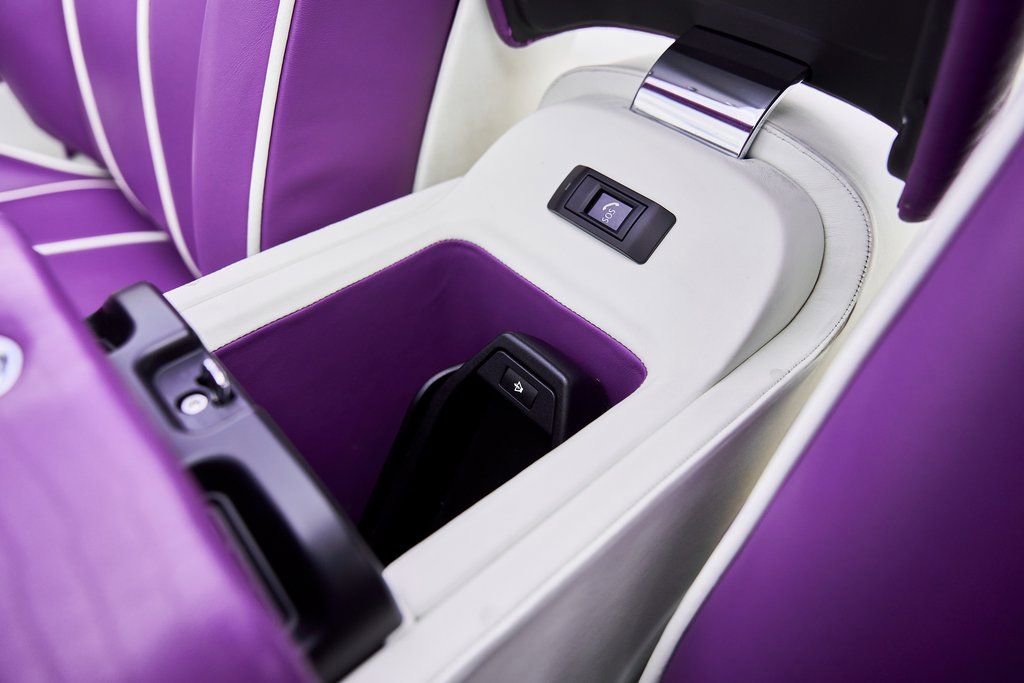 Used 2008 Rolls-Royce Phantom Drophead Coupe image 73