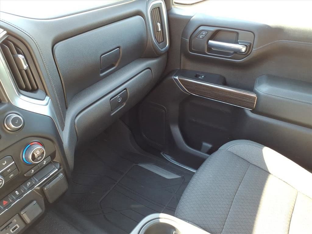 Used 2020 Chevrolet Silverado 1500 LT w/ All-Star Edition image 30