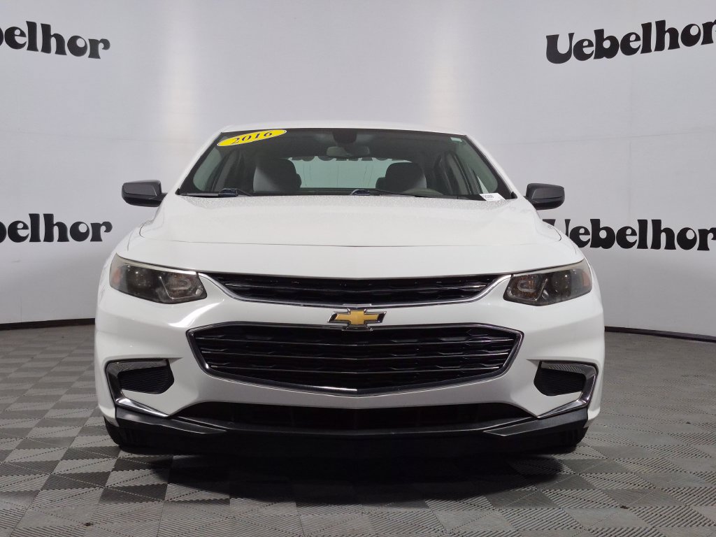 Used 2016 Chevrolet Malibu LS FWD image 2
